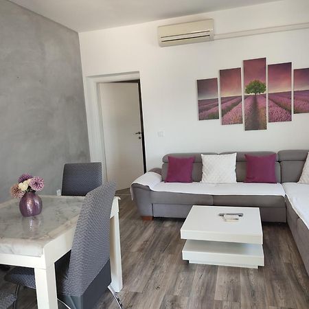 Apartman Kiara Apartment Kastela Bagian luar foto